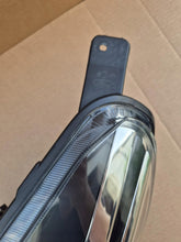 Laden Sie das Bild in den Galerie-Viewer, Frontscheinwerfer Ford Fiesta VII H1BB-13W030-CD LED Links Headlight SCH2810459967st