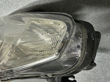 Load image into Gallery viewer, Frontscheinwerfer Seat Exeo 3R1941007E Xenon Links Scheinwerfer Headlight