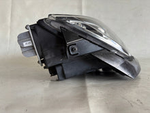 Laden Sie das Bild in den Galerie-Viewer, Frontscheinwerfer Seat Ateca 576941774A LED Rechts Scheinwerfer Headlight