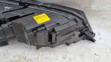 Laden Sie das Bild in den Galerie-Viewer, Frontscheinwerfer Skoda Octavia III 5E1941015F Full LED Links Headlight SCH6585851076tf