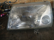 Load image into Gallery viewer, Frontscheinwerfer Hyundai Galloper Links Scheinwerfer Headlight SCH5103439798do