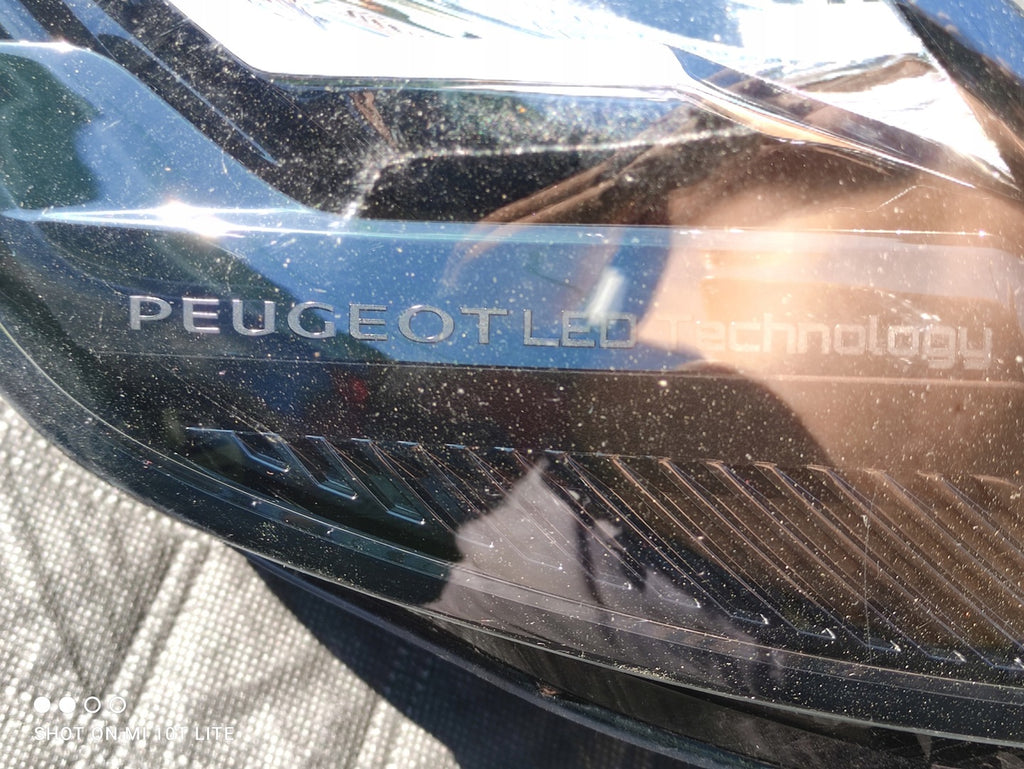 Frontscheinwerfer Peugeot 208 II 9833036380 LED Ein Stück (Rechts oder Links) SCH2076977773qi