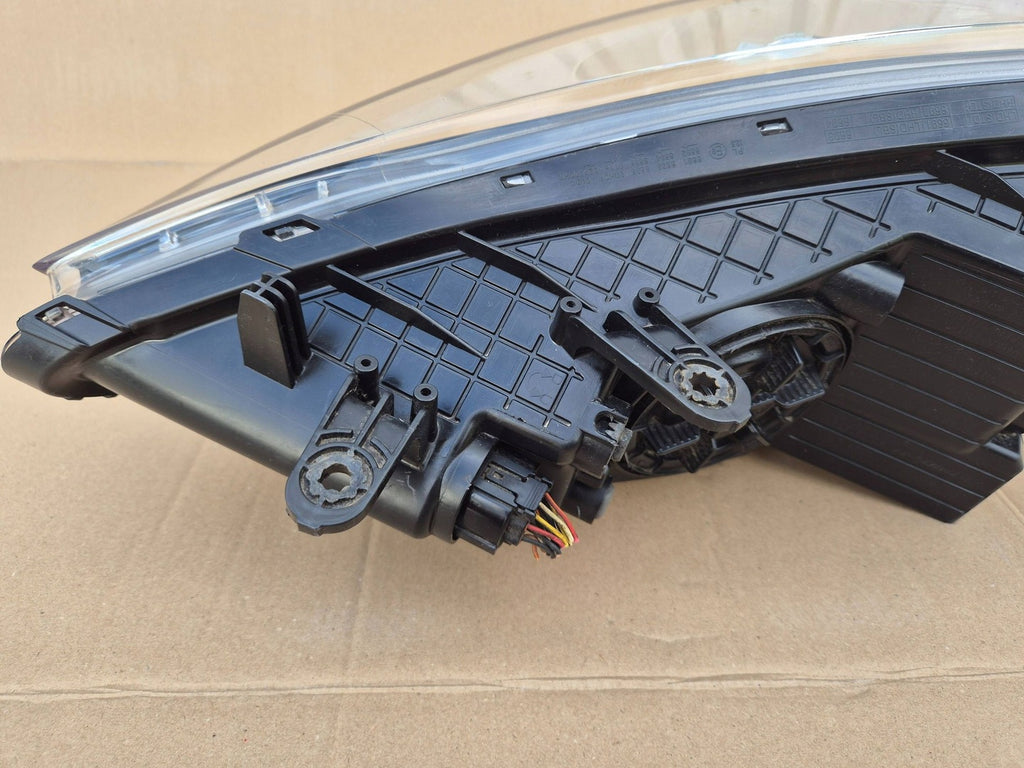 Frontscheinwerfer Hyundai II Rechts Scheinwerfer Headlight SCH7042435171xk