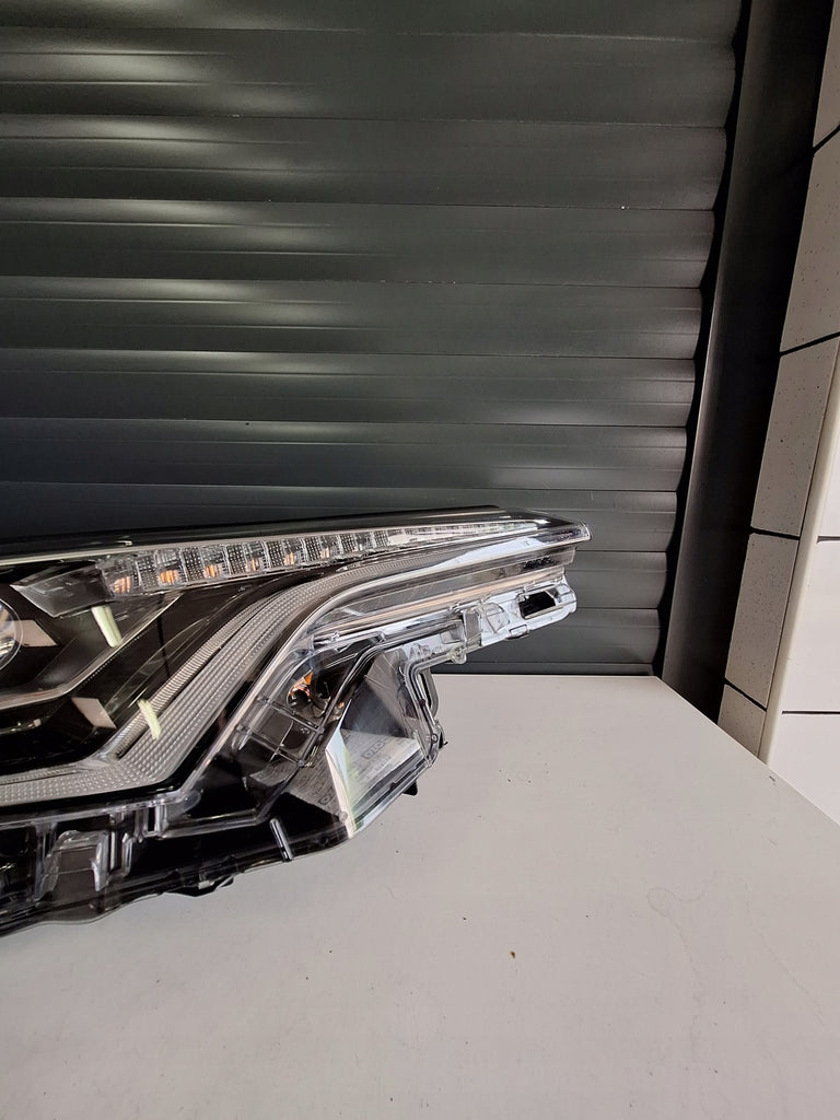 Frontscheinwerfer Toyota C-Hr Chr 8111-F4170-00 LED Rechts Headlight SCH7862472985bz