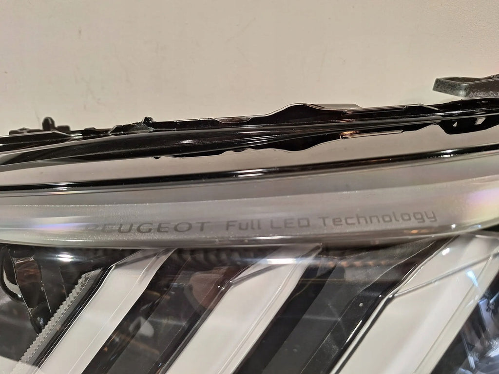 Frontscheinwerfer Peugeot 2008 208 II 225062507 Links Scheinwerfer Headlight