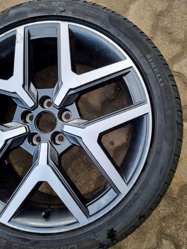 1x Alufelge 18 Zoll 7.0" 5x112 47ET Glanz Schwarz 6F9601025B Mg Arona Rim Wheel