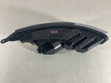 Laden Sie das Bild in den Galerie-Viewer, Frontscheinwerfer Hyundai I30 III G4921-64030 G4921-63050 92101G4600 LED Links