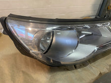 Laden Sie das Bild in den Galerie-Viewer, Frontscheinwerfer VW Tiguan 5N1941032 Rechts Scheinwerfer Headlight SCH8095515731hh