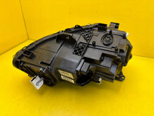 Laden Sie das Bild in den Galerie-Viewer, Frontscheinwerfer Mercedes-Benz W176 A1768201161 Xenon Links Headlight SCH2769356667yw