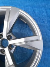 Load image into Gallery viewer, 1x Alufelge 17 Zoll 7.5&quot; 5x100 46ET Glanz Silber 82A601025G Audi A1 Rim Wheel