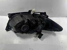 Laden Sie das Bild in den Galerie-Viewer, Frontscheinwerfer Ford Mondeo I DS73-13W029-EB DS73-13W030-EB Ein Satz Headlight SCH1448622104ls