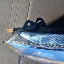 Laden Sie das Bild in den Galerie-Viewer, Frontscheinwerfer Ford B-Max AV1113W030AE Links Scheinwerfer Headlight SCH9418253924fd