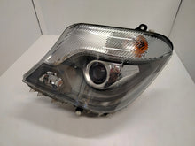 Laden Sie das Bild in den Galerie-Viewer, Frontscheinwerfer Mercedes-Benz Sprinter A9068206200 LED Links Headlight
