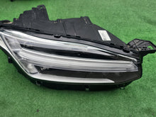 Laden Sie das Bild in den Galerie-Viewer, Frontscheinwerfer Volvo Xc90 32228689 Rechts Scheinwerfer Headlight SCH7438619094bz