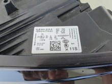 Laden Sie das Bild in den Galerie-Viewer, Frontscheinwerfer Skoda Enyaq IV 5LB941015A LED Links Scheinwerfer Headlight