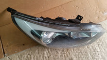 Laden Sie das Bild in den Galerie-Viewer, Frontscheinwerfer Kia Rio III 92102-1WXXX Rechts Scheinwerfer Headlight