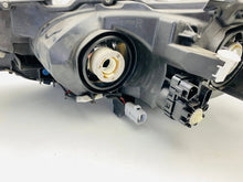 Laden Sie das Bild in den Galerie-Viewer, Frontscheinwerfer Toyota Corolla 8111002L50 Rechts Scheinwerfer Headlight SCH7257696449vp