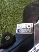 Laden Sie das Bild in den Galerie-Viewer, Frontscheinwerfer Toyota Corolla CSC28679 Links Scheinwerfer Headlight SCH4872277317po
