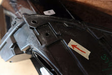 Laden Sie das Bild in den Galerie-Viewer, Frontscheinwerfer Audi Q3 8U0941005C Xenon Links Scheinwerfer Headlight