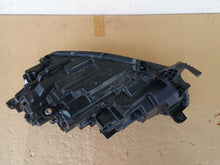 Laden Sie das Bild in den Galerie-Viewer, Frontscheinwerfer Skoda Octavia IV 5E4941016 LED Rechts Scheinwerfer Headlight SCH7992475325cq