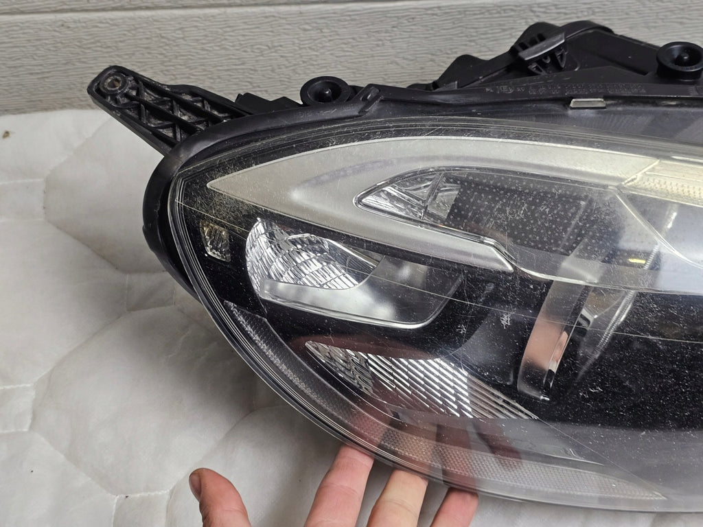 Frontscheinwerfer Volvo V40 31283327 Rechts Scheinwerfer Headlight SCH8543578000in