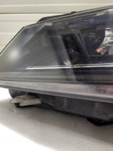 Laden Sie das Bild in den Galerie-Viewer, Frontscheinwerfer Skoda Superb 3V1941015 LED Links Scheinwerfer Headlight SCH2649938428uh