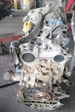 Laden Sie das Bild in den Galerie-Viewer, Motor Renault Espace IV 8200004211 2.0 148TKm Benzin Engine Unkomplett