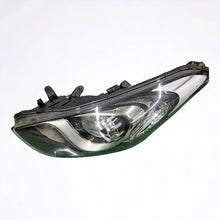 Laden Sie das Bild in den Galerie-Viewer, Frontscheinwerfer Hyundai I30 303030 Links Scheinwerfer Headlight