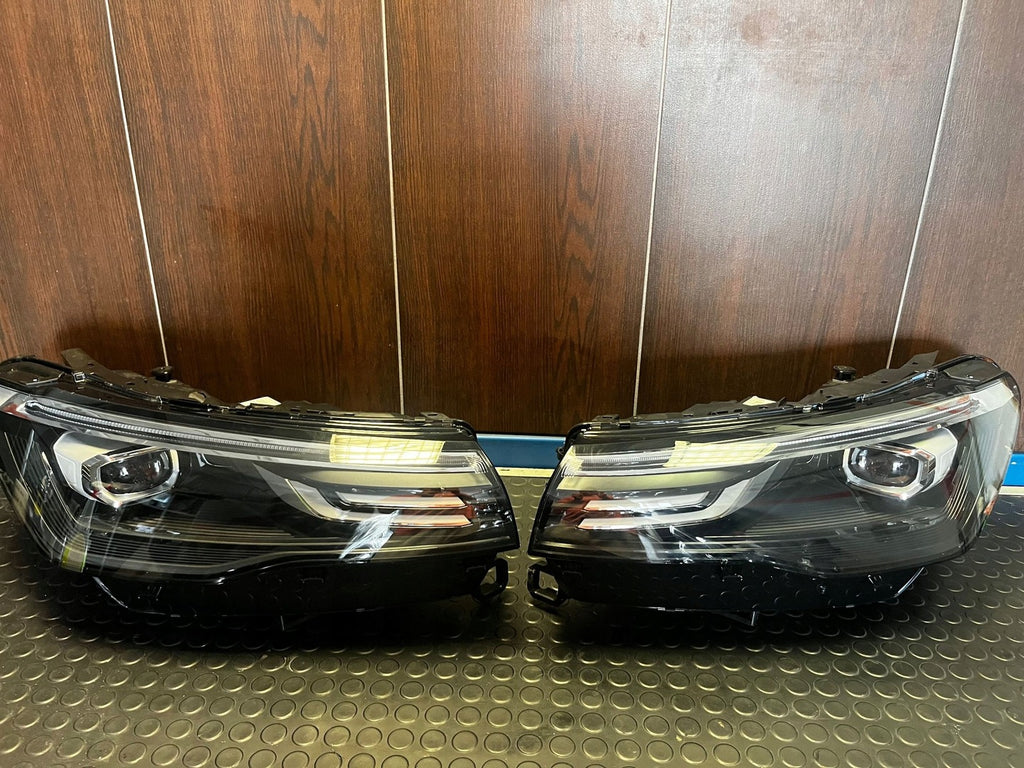 Frontscheinwerfer VW Tiguan 030113223200 571941005A 571941006A Ein Satz