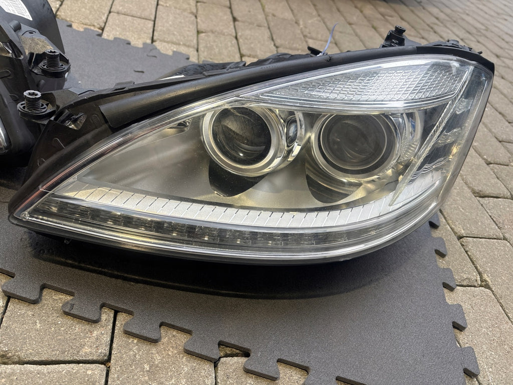 Frontscheinwerfer Mercedes-Benz W221 A2218202939 Ein Stück (Rechts oder Links) SCH6692831251vs