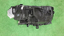 Laden Sie das Bild in den Galerie-Viewer, Frontscheinwerfer Mercedes-Benz Eqb X243 A2439068900KZ Links Headlight