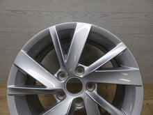 Load image into Gallery viewer, 1x Alufelge 16 Zoll 6.5&quot; 5x112 46ET Glanz Silber 5H0071496 VW Golf Vii Rim Wheel