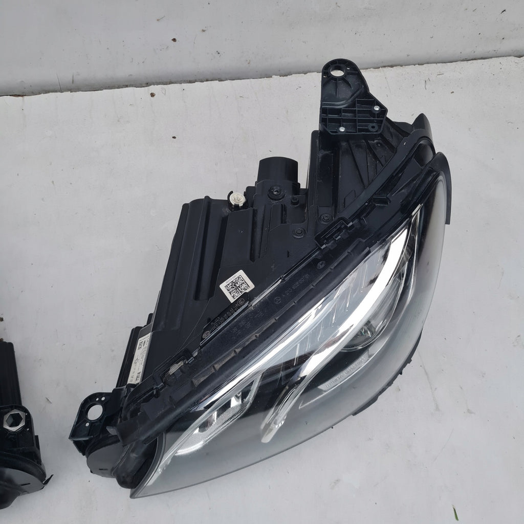 Frontscheinwerfer Mercedes-Benz W213 A2139064004 LED Rechts oder Links SCH9885965887iv