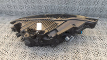 Laden Sie das Bild in den Galerie-Viewer, Frontscheinwerfer Volvo 32404709 Links Scheinwerfer Headlight SCH2416920119lk