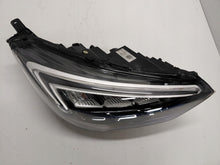 Laden Sie das Bild in den Galerie-Viewer, Frontscheinwerfer Opel Crossland YQ00709880 Rechts Scheinwerfer Headlight SCH2441113139ew