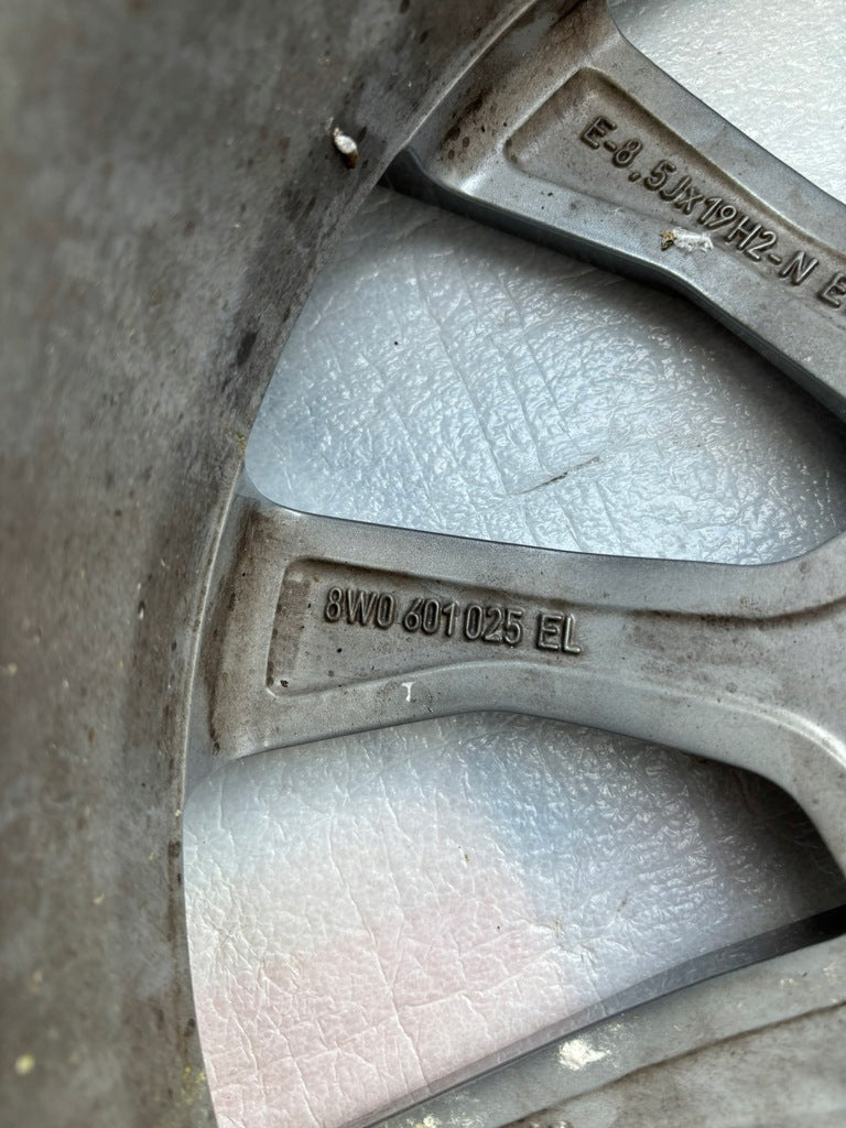 1x Alufelge 19 Zoll 8.0" 5x112 40ET Glanz Grau 8W0601025EL Audi A4 B9 Rim Wheel FEL8833324215dz