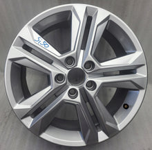 Load image into Gallery viewer, 1x Alufelge 17 Zoll 7.0" 5x112 45ET Glanz Silber 81A601025AJ Audi Q2 Rim Wheel FEL5793949288iv