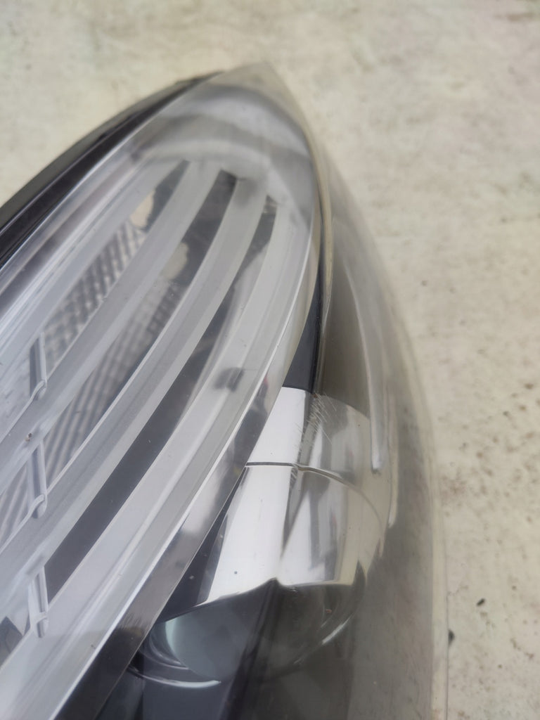 Frontscheinwerfer Renault Scenic 260106928R 1R002228989906002 Ein Satz Headlight SCH9647176571yu