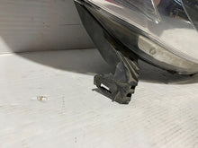 Load image into Gallery viewer, Frontscheinwerfer Citroën C1 811100H050 Rechts Scheinwerfer Headlight