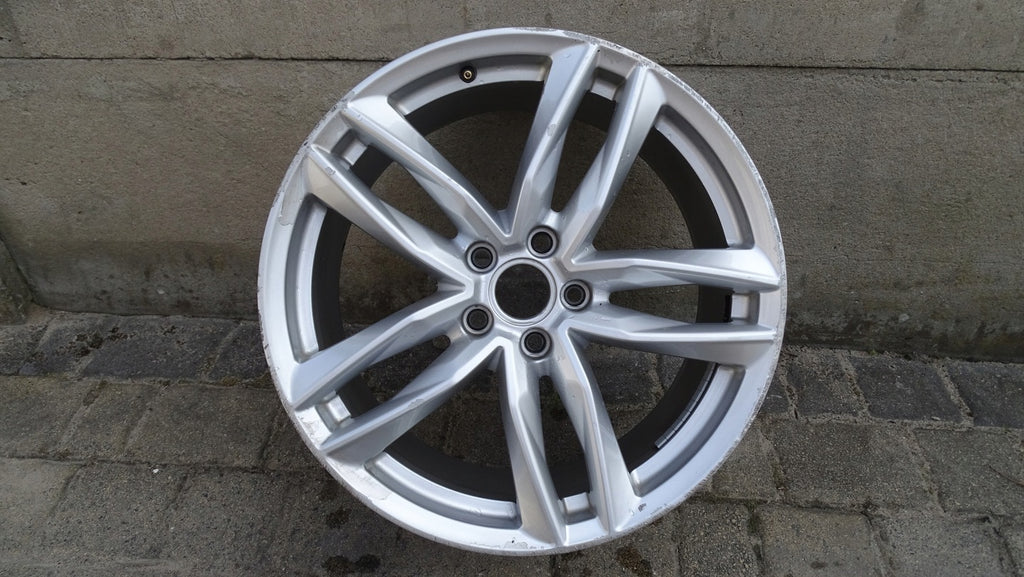1x Alufelge 19 Zoll 9.0" 5x112 52ET 8S0601025QR Audi Tt Rim Wheel