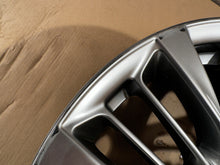 Laden Sie das Bild in den Galerie-Viewer, 1x Alufelge 18 Zoll 7.5" 5x108 50ET LV4J-1007-A1A Ford Kuga Rim Wheel FEL7355243841dy