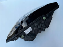 Laden Sie das Bild in den Galerie-Viewer, Frontscheinwerfer Polestar 2 II P31698070 LED Links Scheinwerfer Headlight