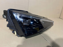 Laden Sie das Bild in den Galerie-Viewer, Frontscheinwerfer Skoda Scala 657941016A LED Rechts Scheinwerfer Headlight SCH8481295724kf
