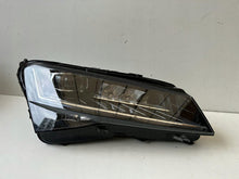 Load image into Gallery viewer, Frontscheinwerfer Skoda Superb III 3V1941016 Rechts Scheinwerfer Headlight