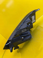 Laden Sie das Bild in den Galerie-Viewer, Frontscheinwerfer Dacia Sandero III 260107978R LED Rechts Scheinwerfer Headlight