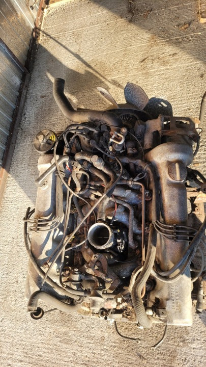 Motor Mercedes-Benz R107 116982 Benzin Engine Komplett MOT8346316924iq