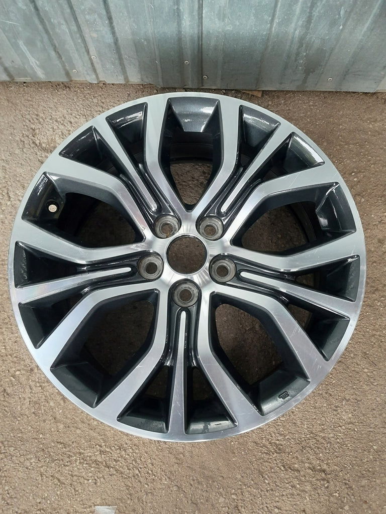 1x Alufelge 18 Zoll 7.0" 5x114.3 38ET MZ315060 Mitsubishi Eclipse Cross