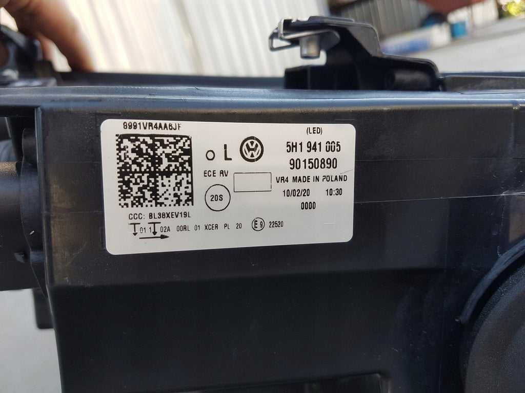 Frontscheinwerfer VW Golf VIII 5H1941005 LED Links Scheinwerfer Headlight SCH4992496722sv