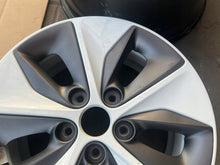 Load image into Gallery viewer, 1x Alufelge 16 Zoll 6.5&quot; 5x114.3 Glanz 52910-G7200 Hyundai Ioniq Rim Wheel