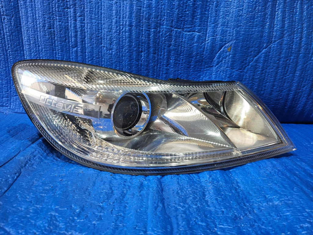 Frontscheinwerfer Skoda Octavia II 1Z1941016F 1EL247052-02 Rechts Headlight SCH6948661195us